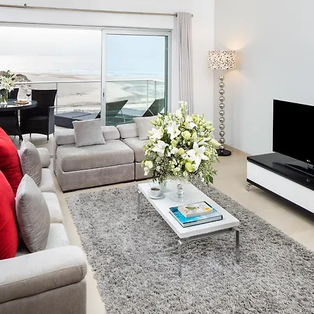 Ferrel Town House Sleeps 6 With Pool And Air Con Дом отдыха